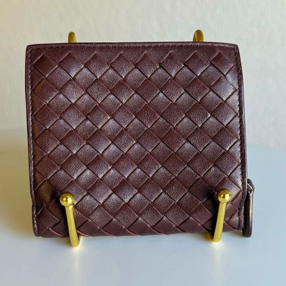 💎✨BEAUTIFUL✨💎Authentic Bottega Veneta Wallet - Picture 10 of 16